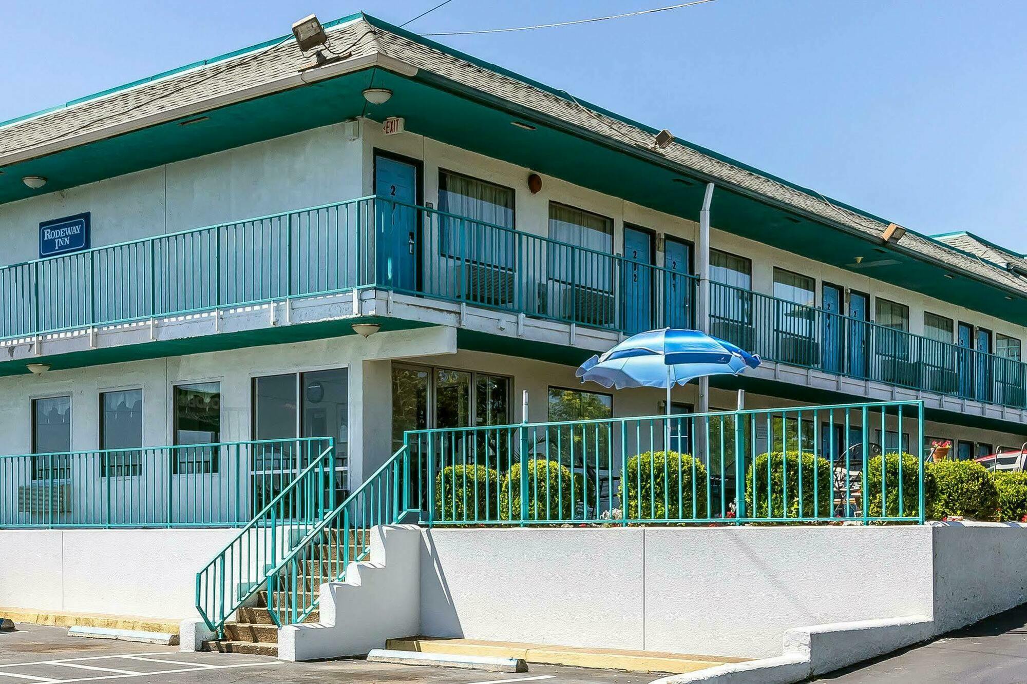 Rodeway Inn Nashville Bagian luar foto